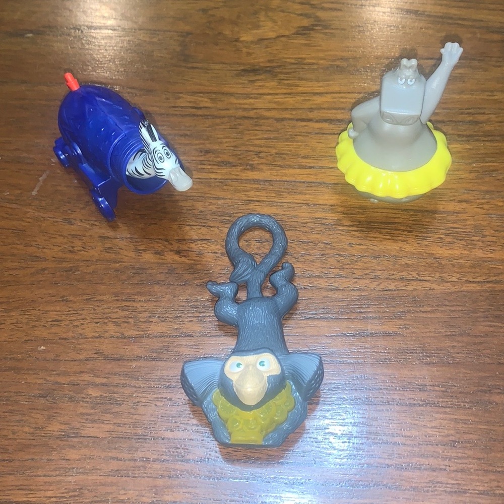 Madagascar Movie Dreamworks Toys Lot Bundle of three (Gloria, Marty & monkey)